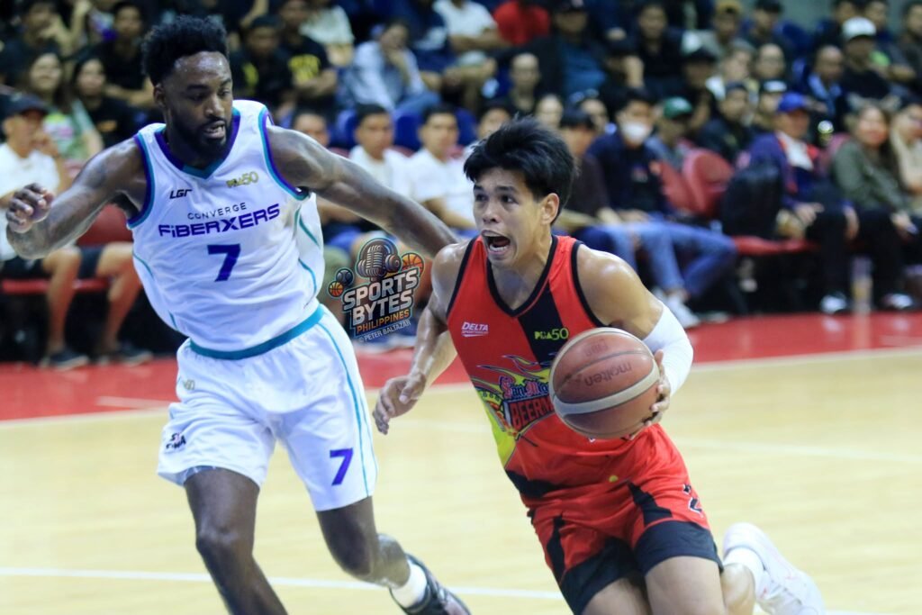 Don Trollano provided key scoring support in San Miguel's victory over Converge. [photo credit: Peter Baltazar]