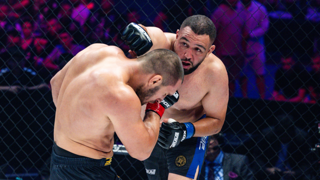 BRAVE CF 107 delivered nonstop action as Salim El Ouassaidi rallied to stop hometown favorite Kaloyan Kolev in Bulgaria. [BRAVE CF photo]