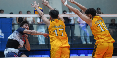 Dave Lardizabal leads Letran's offensive effort against UST. [PVL Images]