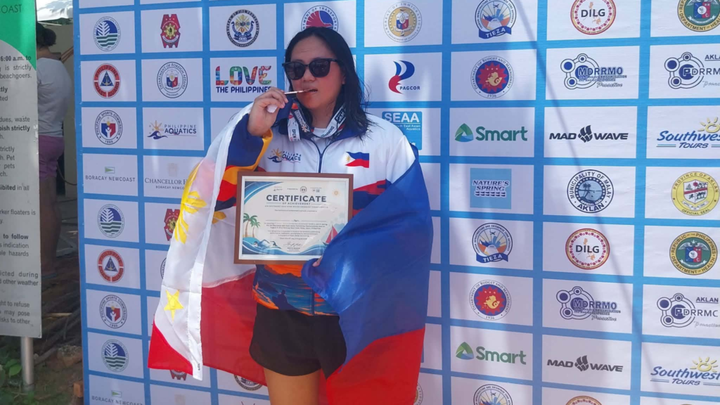 Jie Angela Mikaela Talosig won bronze in the women's 20-and-above division at the Southeast Asia Open Water Championships. [PAI/Pet Salvador photo]