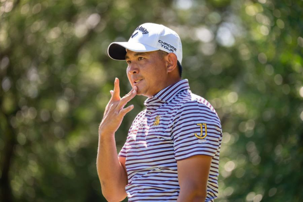 Pavit Tangkamolprasert shares the Yeangder TPC lead after a bogey-free 66 put him at 14-under through two rounds. [Asian Tour photo]