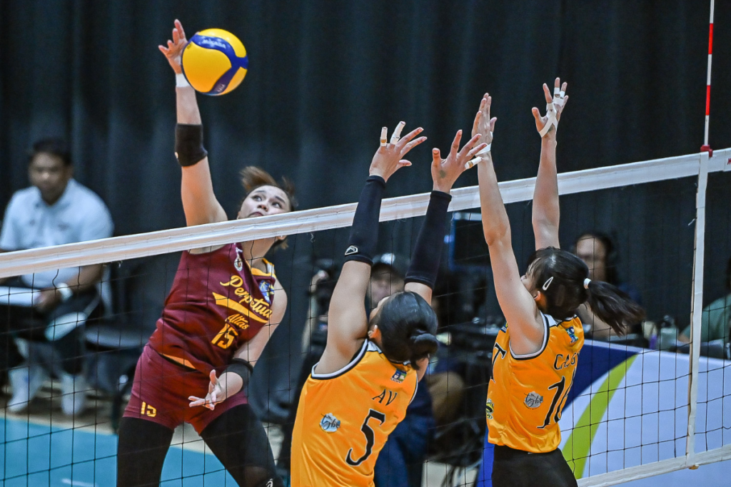 Jem Menor led the Perpetual Help Lady Altas with a match-high 16 points in the straight-set victory over UST. [PVL Images]