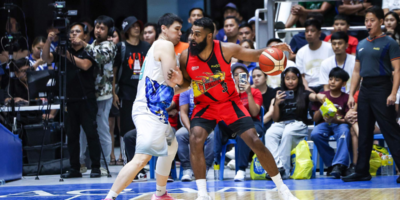Mo Tautuaa delivered a key three-pointer in the final minute, giving San Miguel Beer a four-point cushion and helping the Beermen close out Phoenix. [PBA Images]