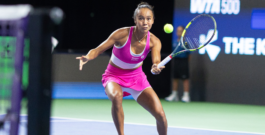 WTA Singapore: Fernandez Survives Grueling First Round Test