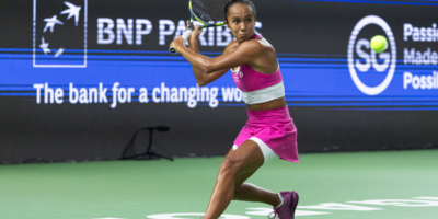 Leylah Fernandez reached the Singapore Tennis Open final after rallying past fifth-seeded Maja Chwalinska in three sets. [photo credit: WTA | Ashok Kumar]