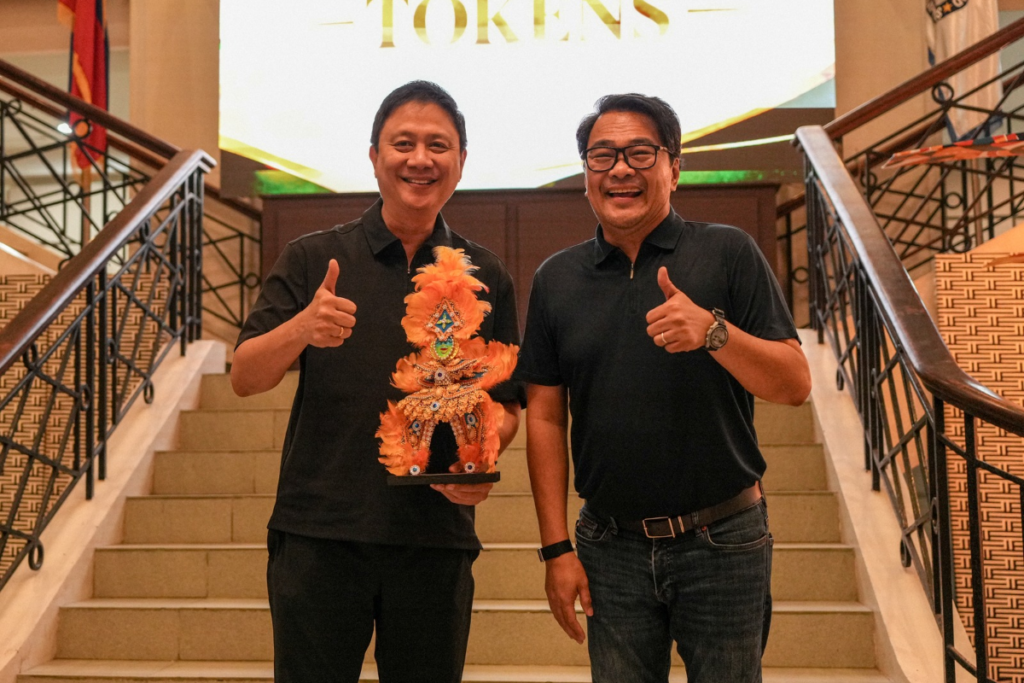 PSC Chairman Patrick Gregorio (left) and Bacolod City Mayor Greg Gasataya lead preparations for the 2026 Batang Pinoy. [PSC photo]