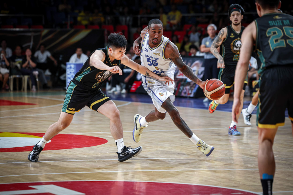 Rondae Hollis-Jefferson scored 22 points, grabbed six rebounds and handed out five assists in his return from an Achilles tear as TNT defeated Macau in the PBA Governors’ Cup. [PBA Images]