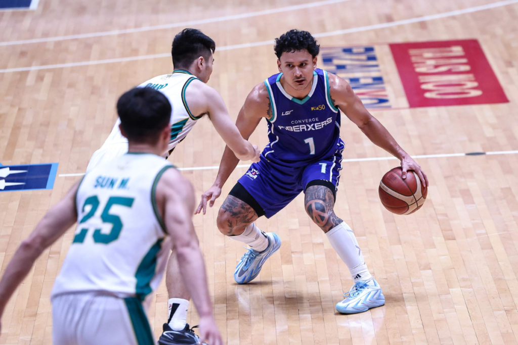 Juan Gomez de Liano made PBA history by becoming the first rookie to record back-to-back triple-doubles, finishing with 13 points, 11 rebounds and 12 assists against Macau. [PBA Images]