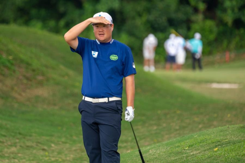 Sungjae Im leads the SJM Macao Open by three shots after posting two bogey-free rounds at Macau Golf and Country Club. [Asian Tour Media Hub photo]