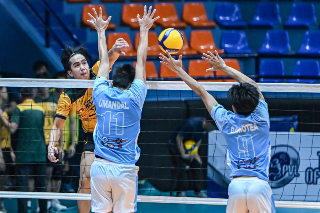 Dryx Saavedra scored 25 points on 22 attacks, two blocks and one ace to lead FEU-DN Steel past VNS-Laticrete in the Spikers’ Turf Invitational Conference. [PVL Images]