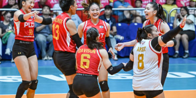 The PLDT High Speed Hitters recovered from an opening-set loss to defeat Capital1, 21-25, 25-21, 25-21, 25-21, at the FilOil Centre. [PVL Images]