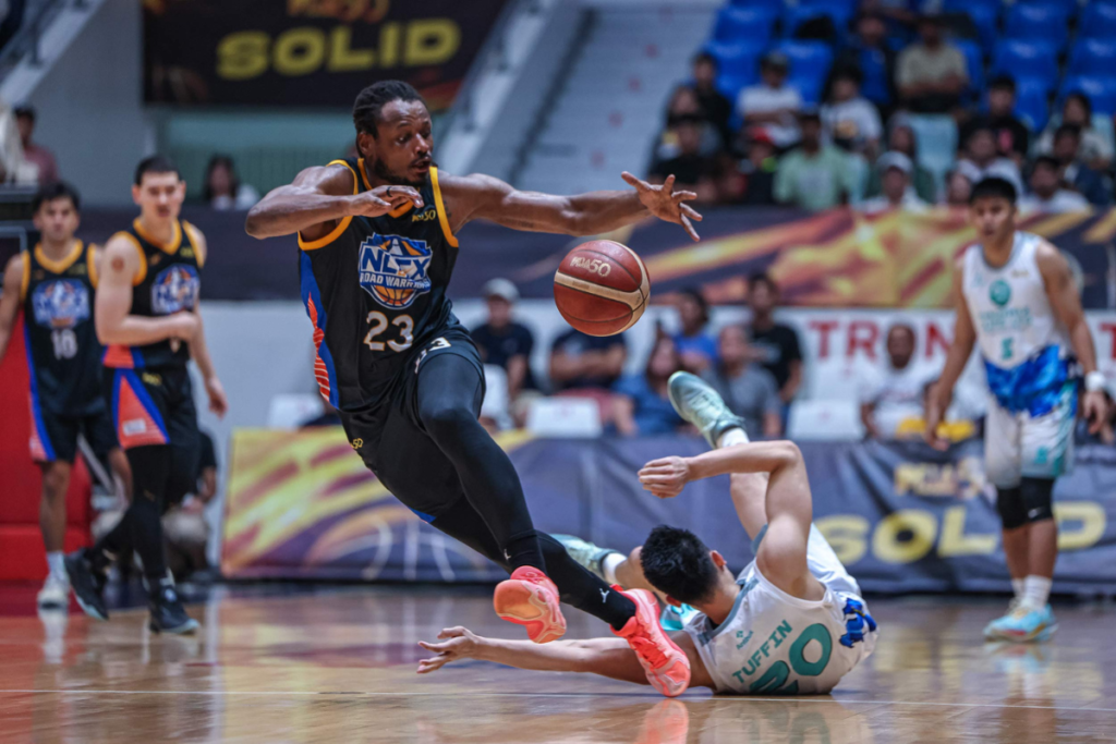Deonte Burton led all scorers with 27 points and recorded two crucial blocks in the final two minutes to help NLEX hold off Phoenix. [PBA Images]