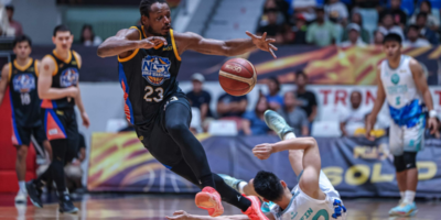 Deonte Burton led all scorers with 27 points and recorded two crucial blocks in the final two minutes to help NLEX hold off Phoenix. [PBA Images]