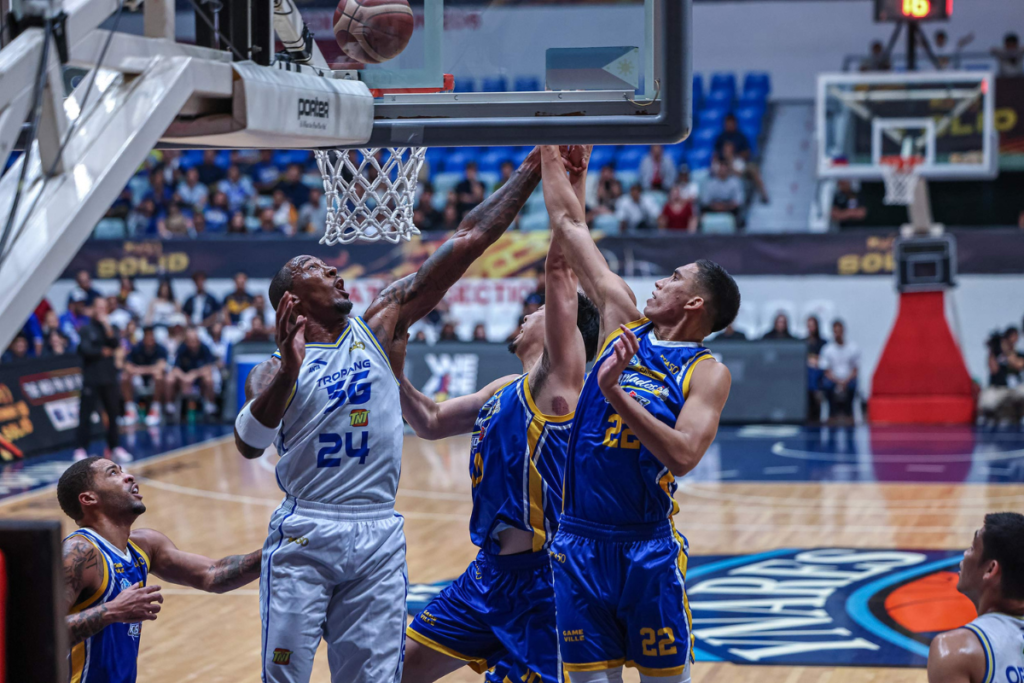Rondae Hollis-Jefferson led TNT with 26 points, nine rebounds, five assists and three steals in the Tropang 5G’s 22-point win over Magnolia. [PBA Images]