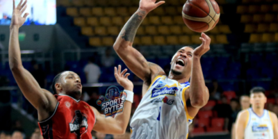 KJ Buffen posted 24 points and 20 rebounds to help Magnolia hold off Blackwater and strengthen its position in the PBA Governors' Cup standings. [Peter Baltazar photo]